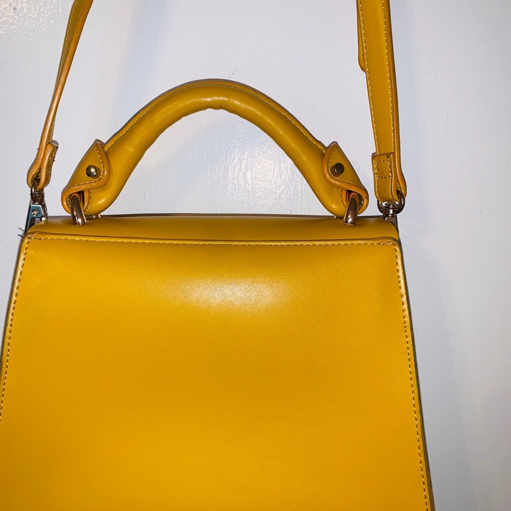 Bag - Picture 3 of 6